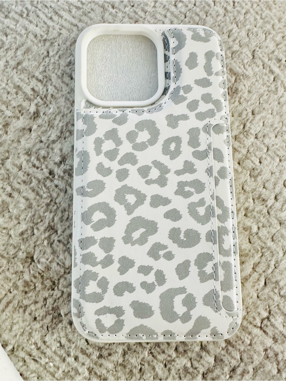 White & Gray Leopard Card Wallet Phone Case
